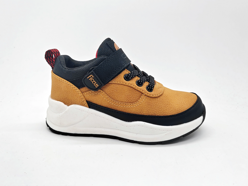 Sneaker garçon antidérapante marron confortable