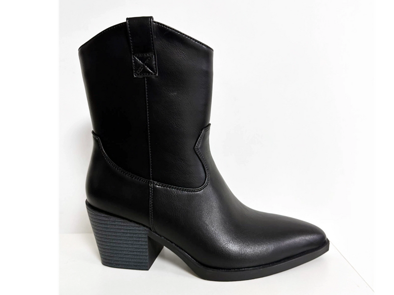 Nouvelles bottes lisses, délicates et confortables pour femmes 